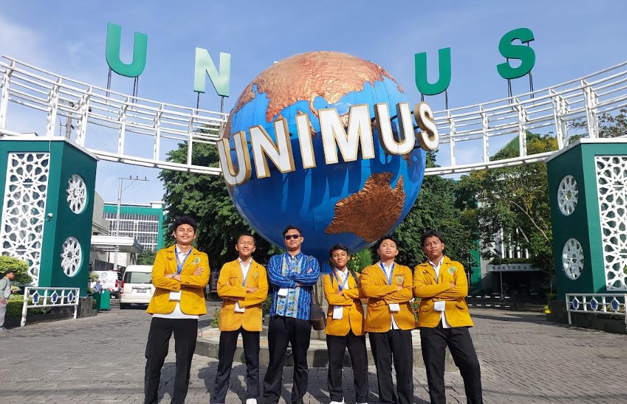 MTs Muhammadiyah Blimbing Pesantren Imam Syuhodo Berprestasi di OMBN 2025
